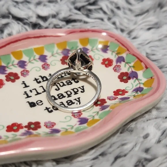 Pandora ring size 6 - Picture 2 of 3